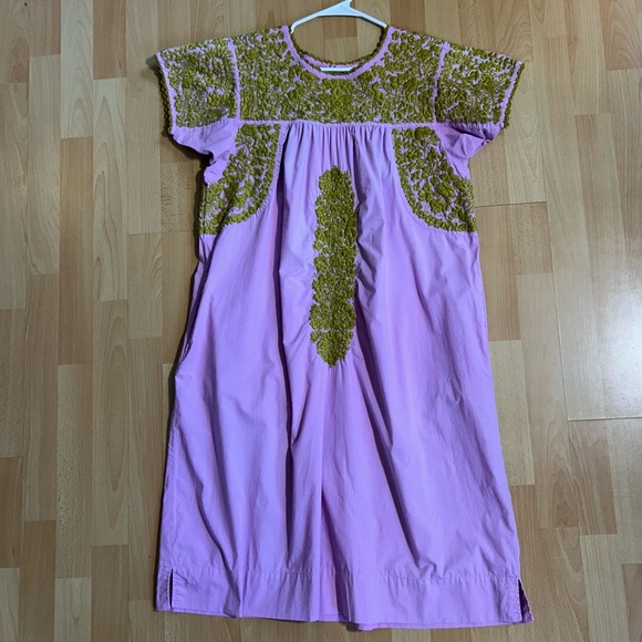 Sister Mary Floral Embroidered Kaftan Dress with Flutter Sleeves Vacation Boho - Picture 9 of 14